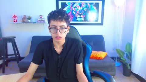 Snapshot of alexcum_18 chatting on July 13, 2026, 1:47 pm alex online show from July 13, 2026, 1:47 pm