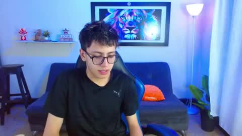 Snapshot of alexcum_18 chatting on July 15, 2026, 2:11 pm alex online show from July 15, 2026, 2:11 pm