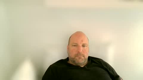 alexderkleine online show from May 3, 2026, 10:43 am