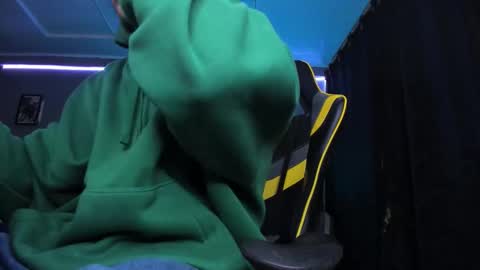 alexgiraldo__ online show from October 3, 2025, 11:07 am