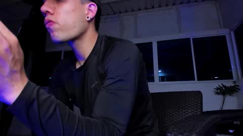 alexgiraldo__ online show from October 22, 2025, 2:34 am
