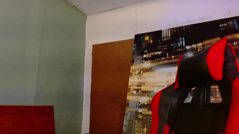 alexgiraldo__ online show from June 4, 2026, 2:56 pm