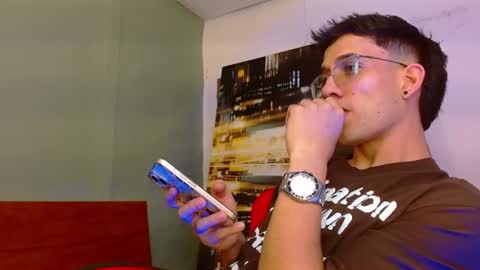 Snapshot of alexgiraldo__ chatting on June 21, 2026, 10:12 pm alexgiraldo__ online show from June 21, 2026, 10:12 pm