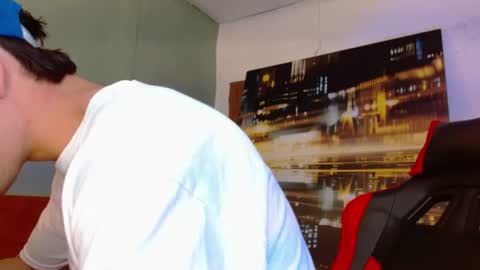 Snapshot of alexgiraldo__ chatting on July 7, 2026, 12:02 am alexgiraldo__ online show from July 7, 2026, 12:02 am