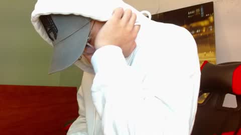 Snapshot of alexgiraldo__ chatting on July 12, 2026, 12:29 pm alexgiraldo__ online show from July 12, 2026, 12:29 pm