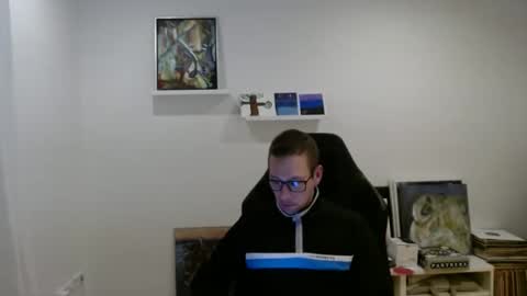 Snapshot of alexhunter4u chatting on December 1, 2024, 9:59 pm alexhunter4u online show from December 1, 2024, 9:59 pm