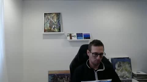 Snapshot of alexhunter4u chatting on December 3, 2024, 11:55 am alexhunter4u online show from December 3, 2024, 11:55 am