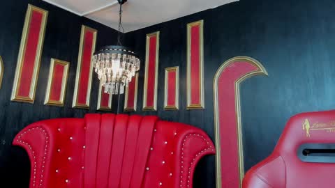 Alexiaa  Online 1430 to 2100 GMT-5 online show from February 4, 2025, 3:11 am