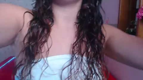 Alexia online show from March 12, 2025, 11:53 am