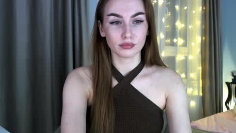 Alexia online show from February 9, 2026, 6:56 pm