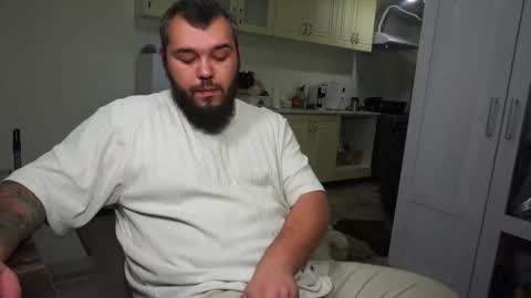 Snapshot of alexirr chatting on December 3, 2025, 10:52 pm Alex online show from December 3, 2025, 10:52 pm