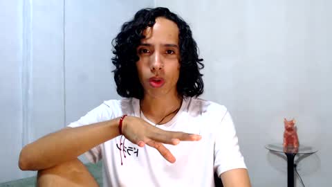 Alexis online show from April 8, 2026, 1:00 pm