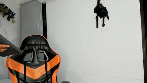 ALEXJ BLACK online show from December 22, 2025, 11:18 am