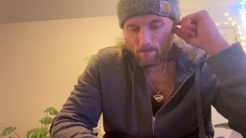 Snapshot of alexmanndickerson chatting on January 17, 2025, 2:29 am Alex Mann online show from January 17, 2025, 2:29 am