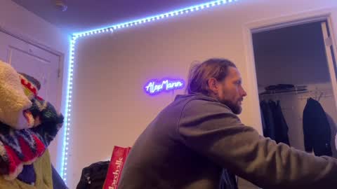 Snapshot of alexmanndickerson chatting on January 20, 2025, 2:11 am Alex Mann online show from January 20, 2025, 2:11 am