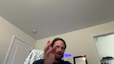 Snapshot of alexmanndickerson chatting on January 23, 2025, 2:28 pm Alex Mann online show from January 23, 2025, 2:28 pm