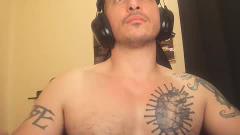 Snapshot of alexopenmind21 chatting on October 31, 2025, 4:02 am Alexxx online show from October 31, 2025, 4:02 am