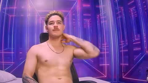 Alex online show from October 1, 2025, 7:20 pm