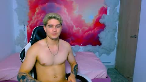 Alex online show from November 28, 2025, 8:11 pm
