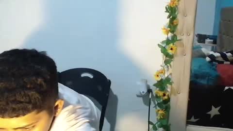 alexsexy1405 online show from May 18, 2026, 6:14 pm