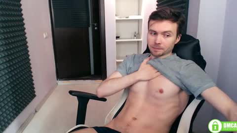 Alex Spilner online show from November 19, 2025, 2:17 pm