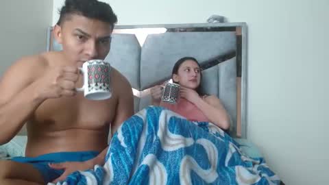 alex y luisa online show from November 29, 2025, 3:04 pm