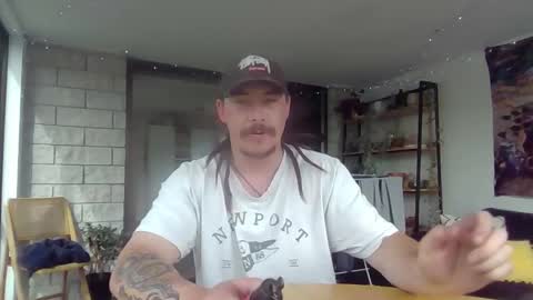 Alex online show from January 14, 2026, 4:07 am