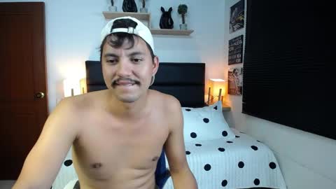 Alexx Leon online show from May 29, 2026, 7:56 pm