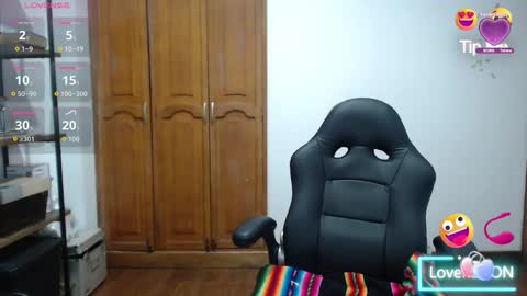 Snapshot of alexxandra20 chatting on October 2, 2025, 4:52 am alexa online show from October 2, 2025, 4:52 am