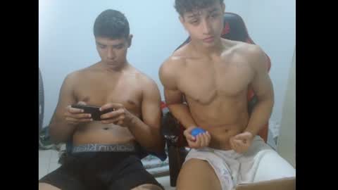 alfred_cantillo online show from September 30, 2025, 6:29 am