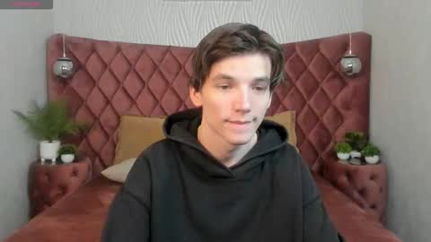 Alfred online show from October 17, 2025, 12:52 pm