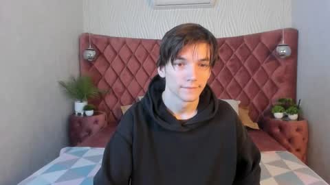 Alfred online show from October 31, 2025, 7:20 am