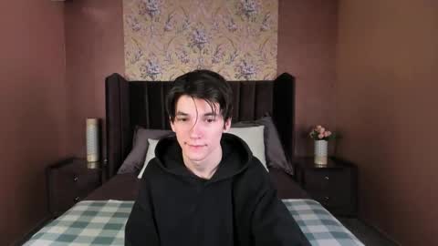 Alfred online show from November 18, 2025, 7:46 am