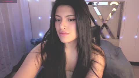 Carolina Join The Fan Club  online show from September 29, 2025, 8:46 pm