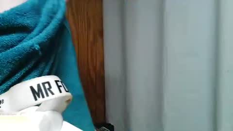 Snapshot of ali_tayler chatting on November 5, 2025, 7:14 pm ali_tayler online show from November 5, 2025, 7:14 pm