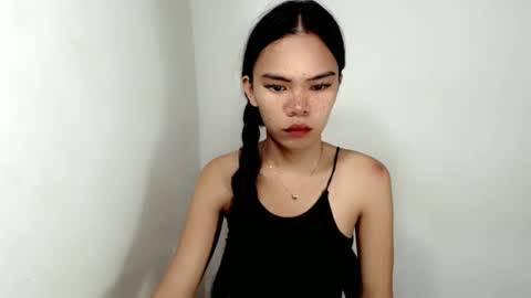 ALIAH online show from October 22, 2025, 5:13 pm