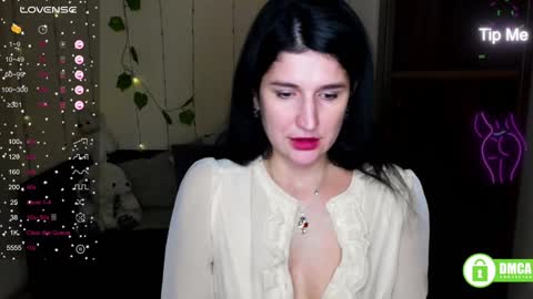 Snapshot of alianna_solo_kiss chatting on February 5, 2025, 9:46 am Alianna online show from February 5, 2025, 9:46 am