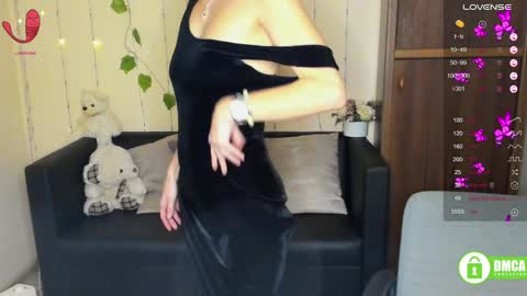 Snapshot of alianna_solo_kiss chatting on February 7, 2025, 4:03 pm Alianna online show from February 7, 2025, 4:03 pm