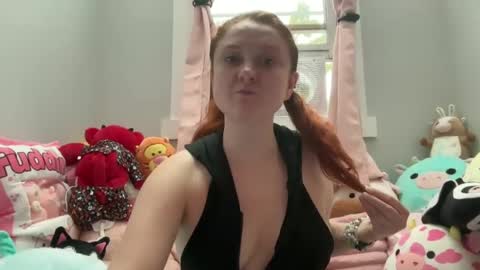 Snapshot of alibluee chatting on September 24, 2025, 1:25 pm alibluee online show from September 24, 2025, 1:25 pm