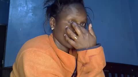 alic_crazy online show from November 4, 2025, 1:59 am