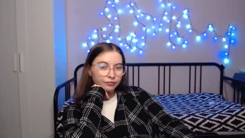 Snapshot of alice_________________________ chatting on January 16, 2025, 12:23 am Alice online show from January 16, 2025, 12:23 am