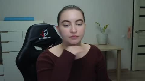 Alice online show from April 16, 2026, 3:46 pm