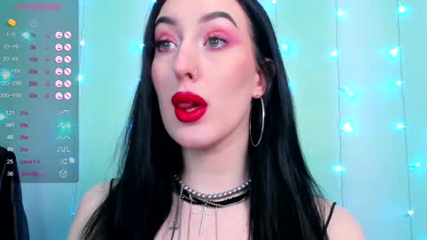 Snapshot of alice___mistress chatting on January 6, 2025, 6:31 pm Miss Alice online show from January 6, 2025, 6:31 pm