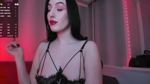 Snapshot of alice___mistress chatting on January 12, 2025, 10:54 pm Miss Alice online show from January 12, 2025, 10:54 pm