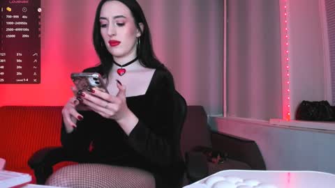 Snapshot of alice___mistress chatting on January 26, 2025, 2:45 am Miss Alice online show from January 26, 2025, 2:45 am