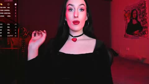 Snapshot of alice___mistress chatting on January 31, 2025, 11:24 pm Miss Alice online show from January 31, 2025, 11:24 pm
