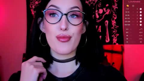 Miss Alice online show from October 19, 2025, 12:33 am