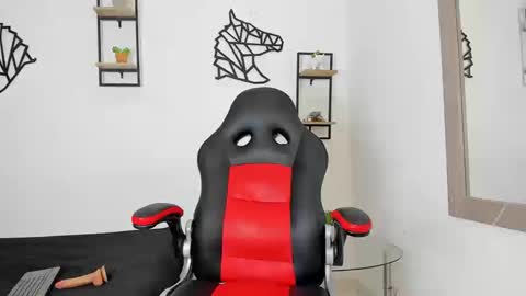 alice__brow online show from September 25, 2025, 6:33 pm