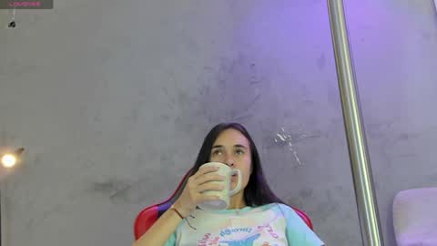 Alice Susan online show from April 11, 2026, 8:02 pm