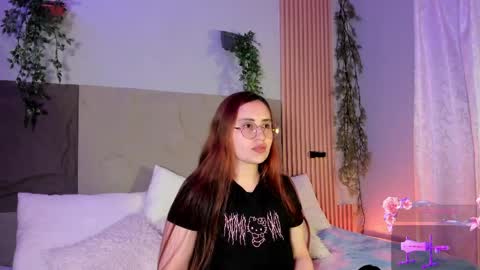 Mey online show from April 2, 2026, 4:43 am